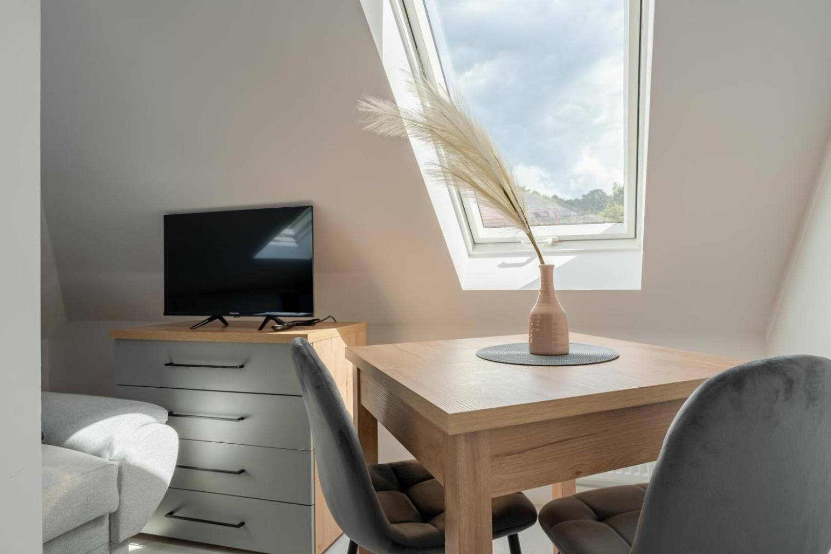 Apartamenty Ok'S - Blisko Centrum W Pelni Wyposazone - By Spaceapart Jelenia Gora Ngoại thất bức ảnh