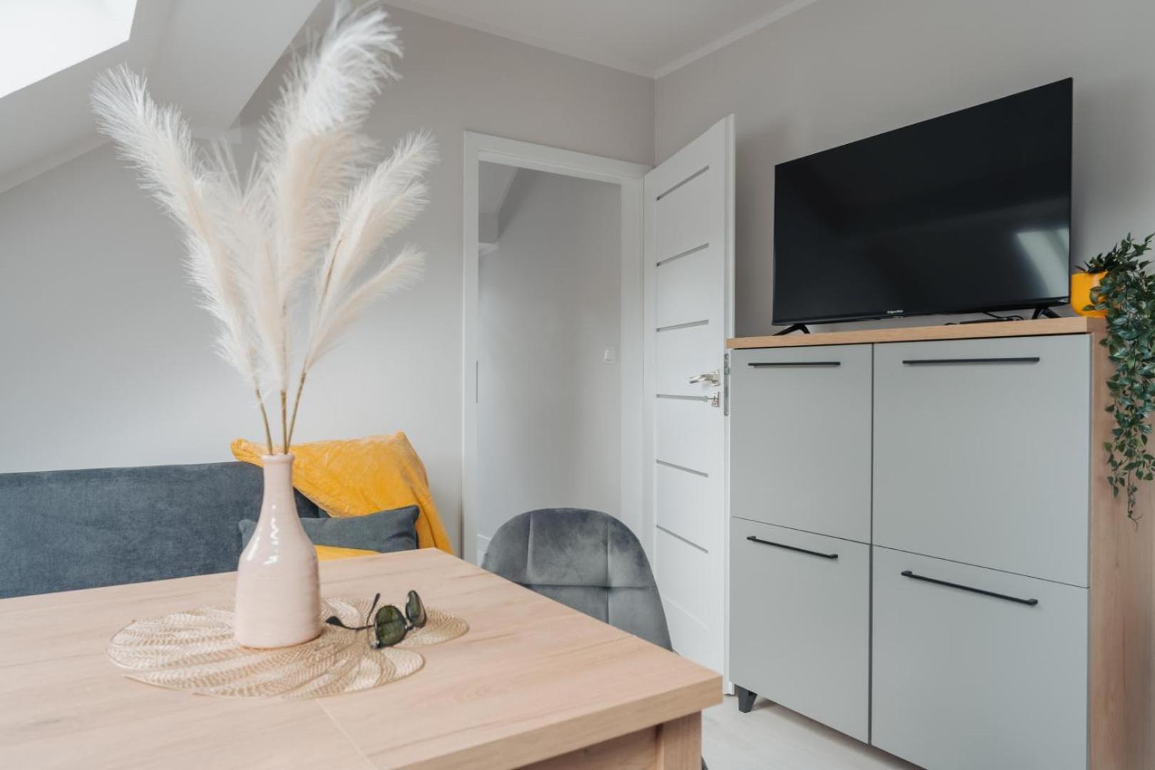 Apartamenty Ok'S - Blisko Centrum W Pelni Wyposazone - By Spaceapart Jelenia Gora Ngoại thất bức ảnh