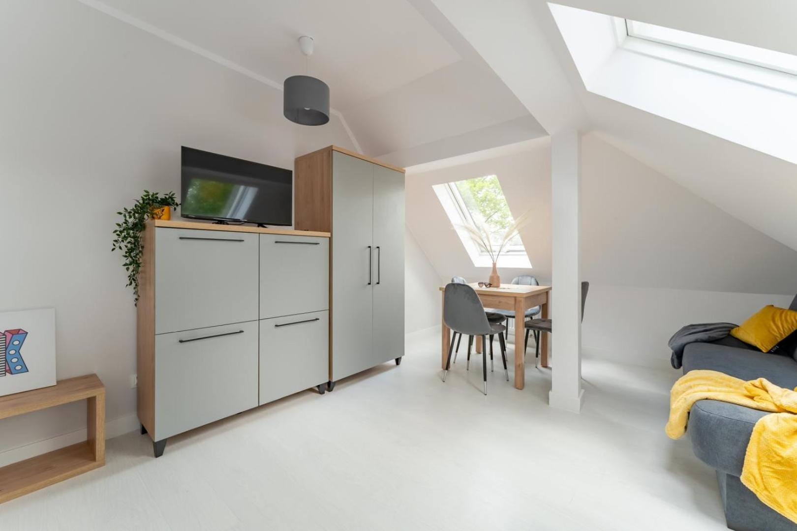 Apartamenty Ok'S - Blisko Centrum W Pelni Wyposazone - By Spaceapart Jelenia Gora Ngoại thất bức ảnh